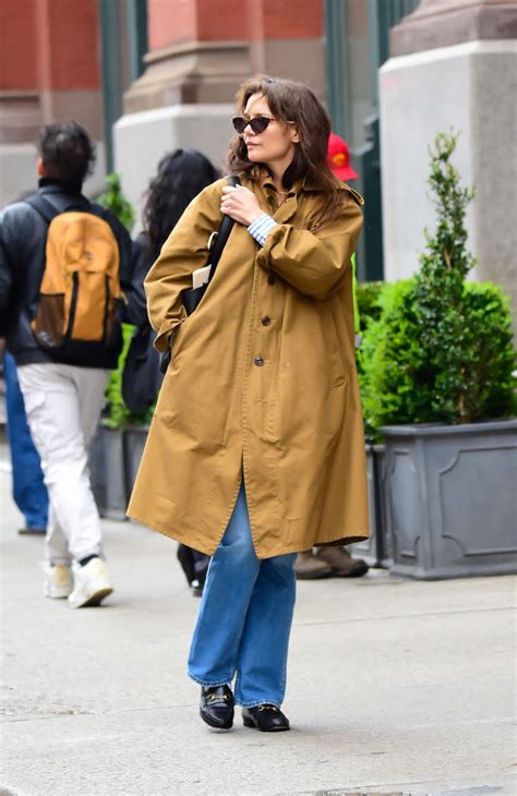 katie holmes gucci shoes|Katie Holmes Slips Into Classic Gucci Horsebit Loafers.